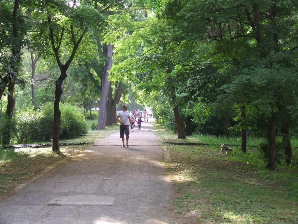 Asparuhov Guest Rooms And Apartments Varna Luaran gambar